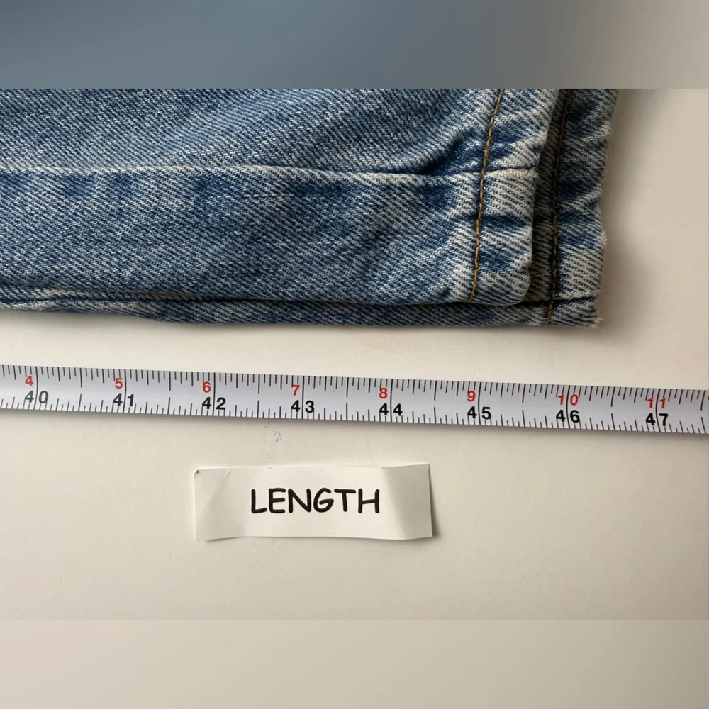 VTG Levi's 560‎ Loose Fit Tapered Leg 36x34 Blue Denim Red Tab 90's Retro Baggy